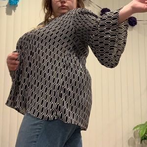 Avenue Black and White Blouse!